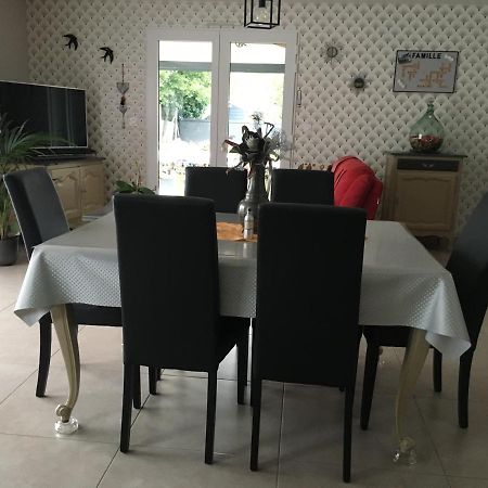 Au Vieux Bourg Apartment Guécélard Екстериор снимка